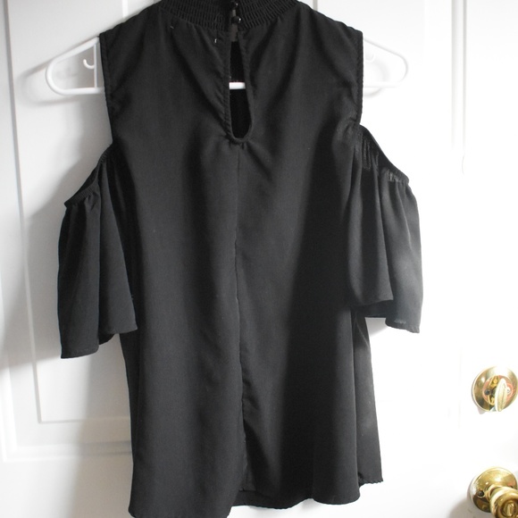 Tank Top Blouse w/ Shoulder Cut Outs - Picture 2 of 3